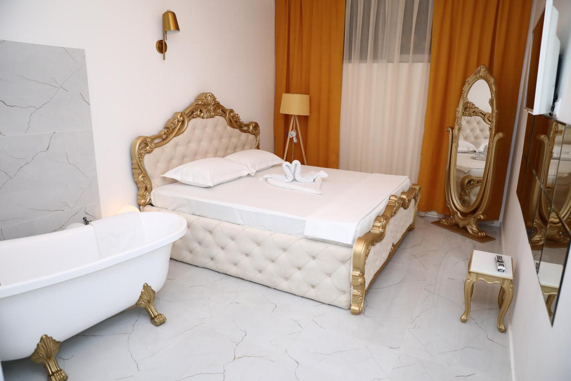 Hotel Gloria Ks Приштина Екстер'єр фото