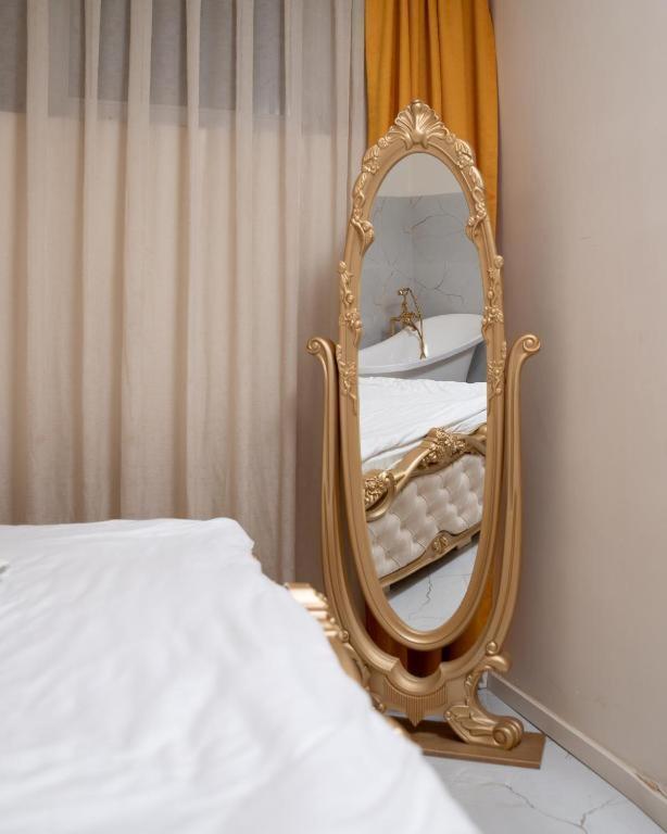Hotel Gloria Ks Приштина Екстер'єр фото